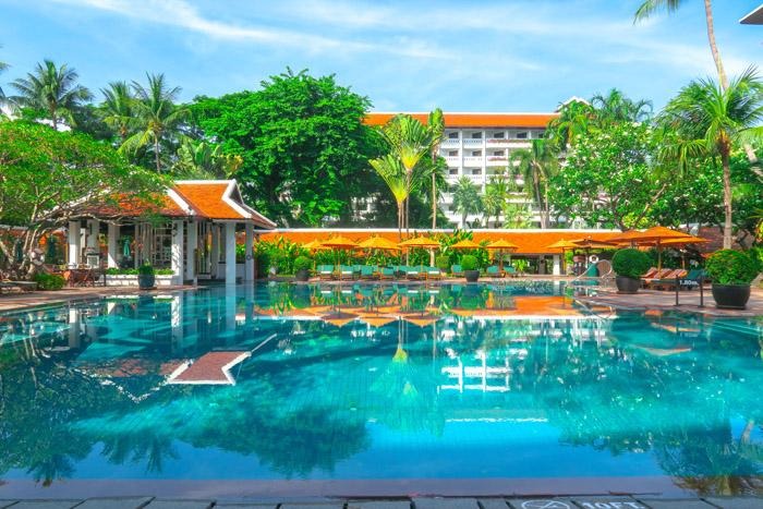 Anantara Riverside Bangkok Resort