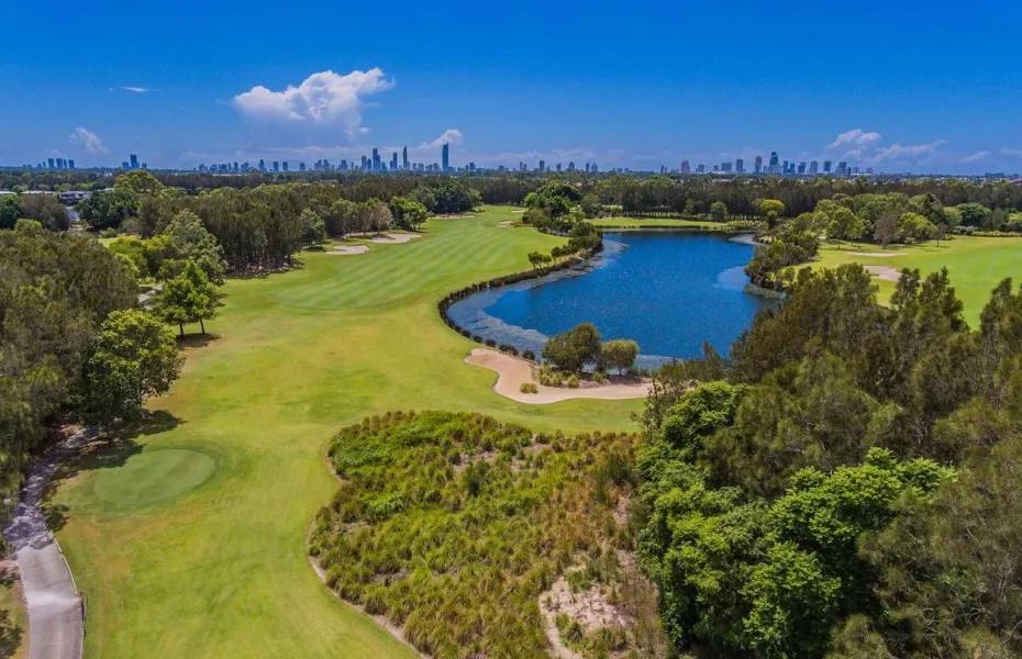 Lakelands Golf Club