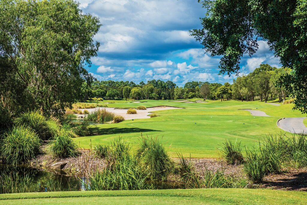 Lakelands Golf Club