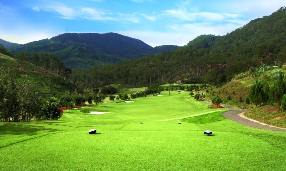 Sacom Tuyen Lam Golf Resort