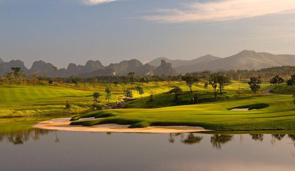 Sky Lake Golf Club Hanoi