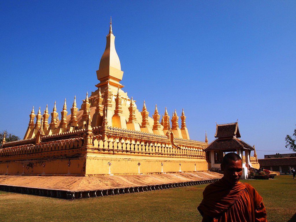 Vientiane Guided City and Temple Tour