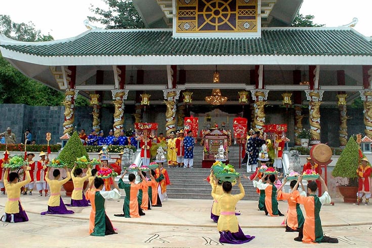 Ba Chua Xu Temple